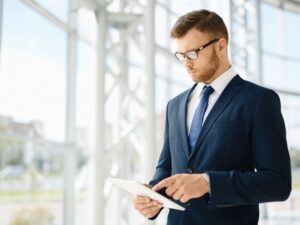 Business Cards: The Ultimate Guide to Making an Impression